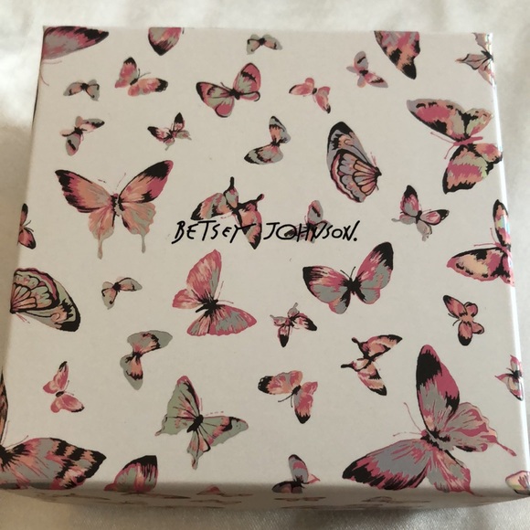 Betsey Johnson Gold Tone Gypsy Hoop Earrings Butterfly & Pastel Crystal Accents - Picture 10 of 12